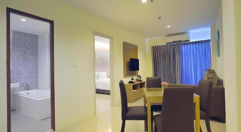 R-Con Hotel @ Siam 3*